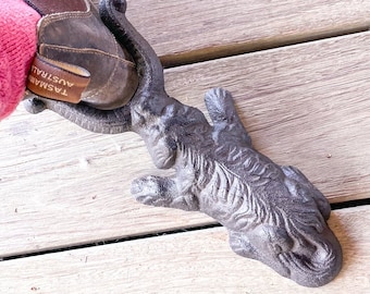 Dog Boot jack, dog boot puller, gumboot pull cast iron, dog shoe helper