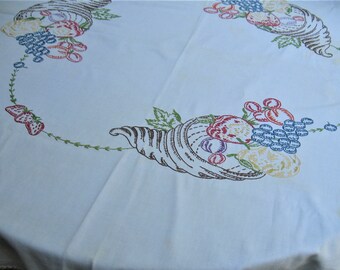 Vintage Round Tablecloth Vintage Round Tablecloth, Small Round Vintage Tablecloth