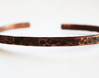 Männer Gehämmert Offene Kupfer Manschette Armband für Mann, verstellbar