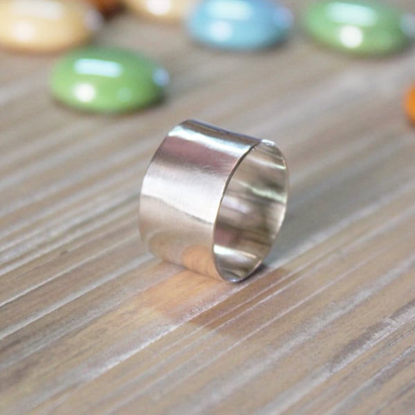 Minimal  silver band ring,