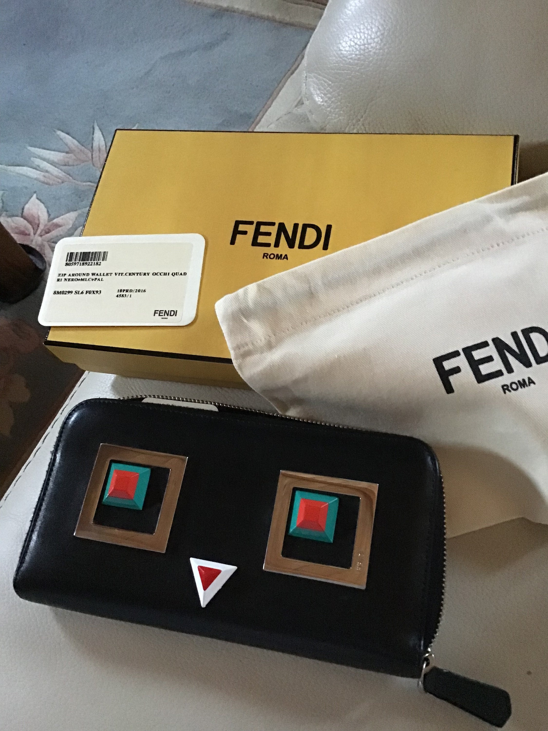 SALDI autentico portafoglio FENDI in pelle nera disegnato da Karl Lagerfeld con scatola e sacchetto antipolvere. Etsy Italia
