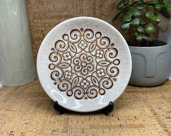 Vintage 1970s Biltons ‘Celtic Rose’ Brown and Beige Scroll Pattern Side Tea Plates / Retro Tableware and Kitchen Crockery / Home Decor