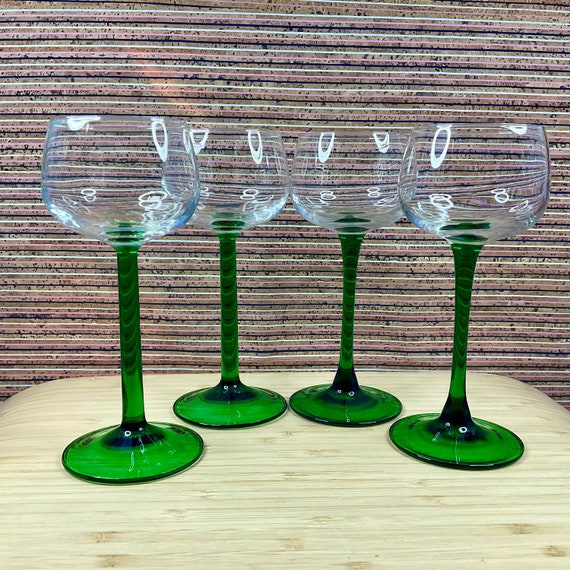 Set of 4 Luminarc France Green Stemmed Small Wine Glasses / Hock Glasses / 1970s Vintage Glassware / Retro Home Decor Accessory / Barware /
