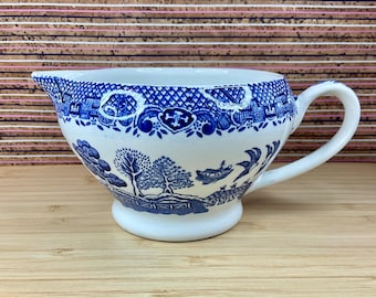 Jarra de leche 'Willow' de Barratt / Crema / Vajilla retro tradicional azul y blanca / Vintage de la década de 1960 / Accesorio de decoración del hogar de mediados de siglo / Jarrón