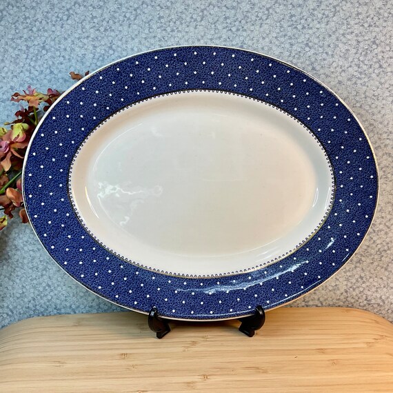 Vintage 1950s Ridgway ‘Conway Blue’ Oval Serving Platter / Polka Dot / Retro Tableware / 50 Home Decor Accessory / Large Kitchen Plate