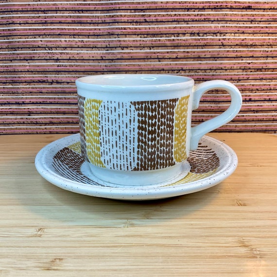 Vintage 1970s Biltons Mustard and Brown Lozenge Pattern Cup and Saucer Sets / Retro Tableware & Kitchen Crockery / 70s Style Home Decor