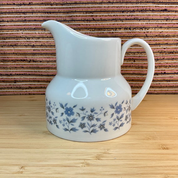 Vintage 1960s-70s Royal Doulton ‘Galaxy’ Milk Jug / Creamer / Retro Tableware / Kitchen Crockery / Blue Folky Floral / Afternoon Tea / Vase