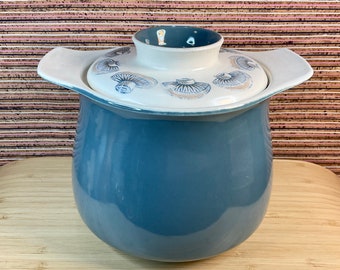 Vintage 1960s Poole Pottery ‘Lucullus’ Mushroom Design 3.5 Pint Casserole Pot / Blue Moon / Retro Ovenware & Cookware / Kitchen Crockery