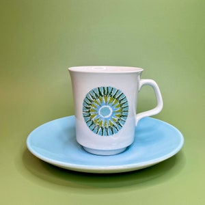 Vintage J & G Meakin &#39;Aztec&#39; Cup and Saucer Set - 1960s Retro Kitchen Crockery in Blue and Green Starburst Design