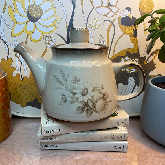 Vintage 1970s Denby ‘Memories’ 1.5 pt Teapot / Brown and Beige Floral / Retro Kitchenware / Vintage Home Decor / Vintage Lover Gift