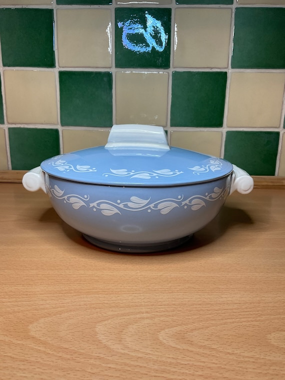 Grindley Azure Leaf Serving Tureen. 1950s Vintage.