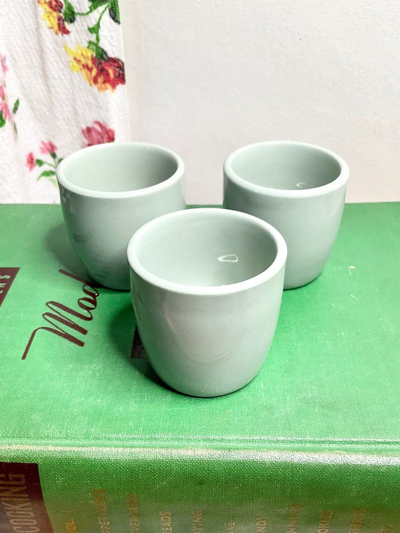 Set of 3 Dudsons Utility Green Egg Cups. 1960s/70s Vintage.