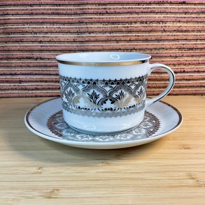 Vintage 1980s Winterling Schwarzenbach Bavaria White and Platinum Cup & Saucer Sets / Ornate Silver Pattern / Retro Tableware / Crockery
