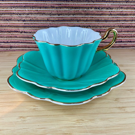 Royal Stuart Spencer Stevenson Harlequin Petal Shape Trios in Green / 1950s / Gold Trim / Mid Century / Bone China / Retro Crockery / Teacup