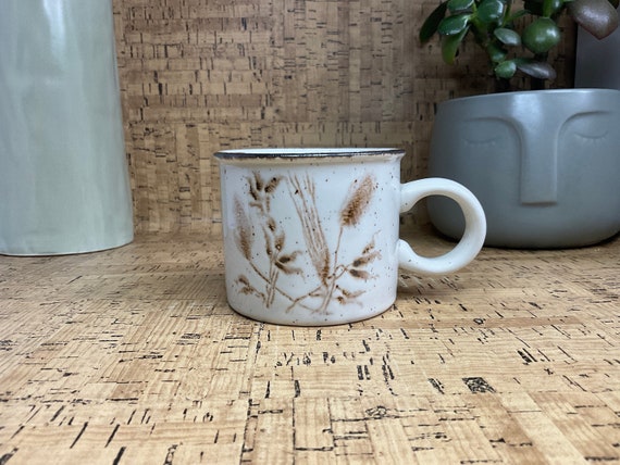 Midwinter Stonehenge ‘Wild Oats’ 8 cm Cups. 1970s Vintage.