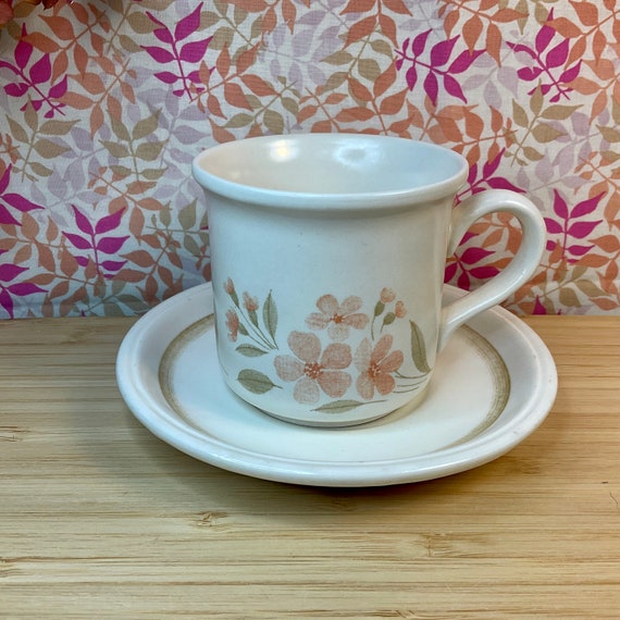 Vintage 1980s Biltons Peach and Pale Brown Floral Cup and Saucer Set / Retro Tableware / 80s Home Decor Accessory / Soft Pastel / Everyday