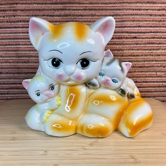 Vintage 1960s Ginger Tabby Striped Cat With Kittens Ceramic Money Box / Piggy Bank / Kitsch Mid Century Ornament / Home Decor Accessory Gift