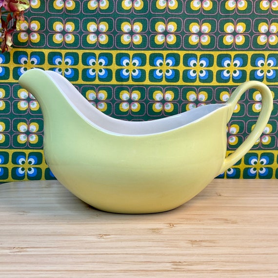 Vintage 1950s Johnson Bros Yellow and White Gravy or Sauce Boat / Retro Tableware / 50s Kitchen Home Decor Accessory / Bright Primary Yellow