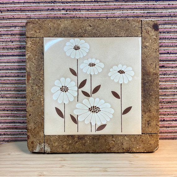 Vintage 1970s Square Cork and Ceramic Tile Trivet / Pan Rest / Beige and Brown Cute Daisy Floral Pattern / Retro Kitchenware / 70s Tableware
