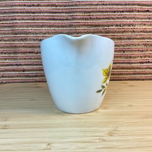 lovely-vintage-alfred-meakin-milk-jug-autumn-leaves-design-mid