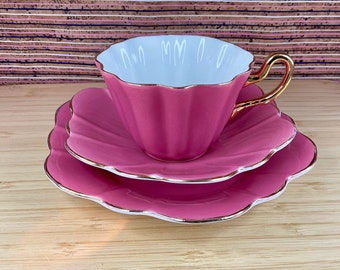 Royal Stuart Spencer Stevenson Harlequin Petal Shape Trios in Pink / 1950s / Gold Trim / Mid Century / Bone China / Retro Crockery / Teacups