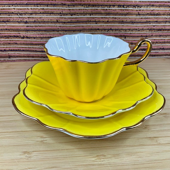 Royal Stuart Spencer Stevenson Harlequin Petal Shape Trios in Yellow / 1950s / Gold Trim / Mid Century / Bone China / Retro Crockery