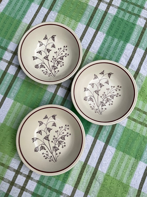 Biltons Beige and Brown Flowers and Grass Bowls. 1970s Vintage.