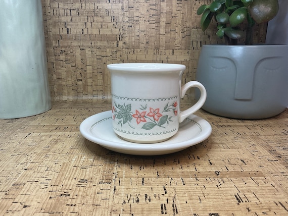 Biltons Peach and Sage Green ‘Geranium’ Cups and Saucer Sets. 1980s Vintage.