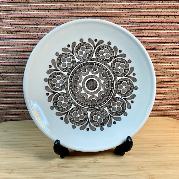 Vintage 1970s Hostess Tableware ‘Roulette’ Side Tea Plate / Beige & Brown Circle Pattern / Retro Kitchen Crockery / 70s Style Home Decor