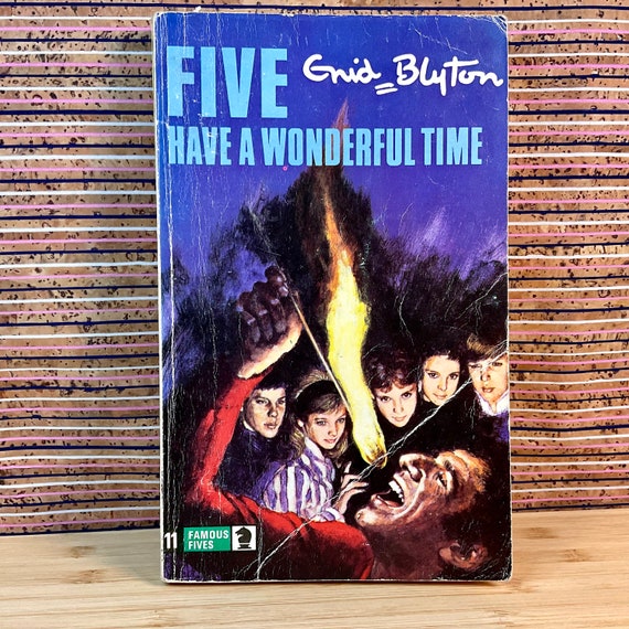 Vintage 1975 ‘Five Have A Wonderful Time by Enid Blyton / Knight Books Collectable Series / No 11 / Adventure Story Book / Complete Your Set