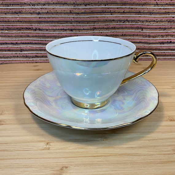 Vintage 1950s Czech Lustreware Cup and Saucer Set With 24K Gold Trim / Mid Century Retro Tableware / Afternoon Tea Party / Mother Of Pearl