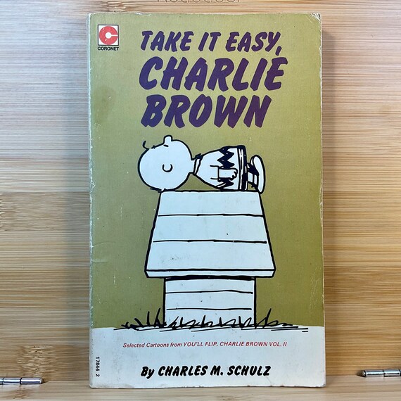 Vintage 1974 Peanuts ‘Take It Easy Charlie Brown’ by Charles M. Schulz / Paperback / No. 35 / Snoopy / Cartoon Strip / Collectable Series