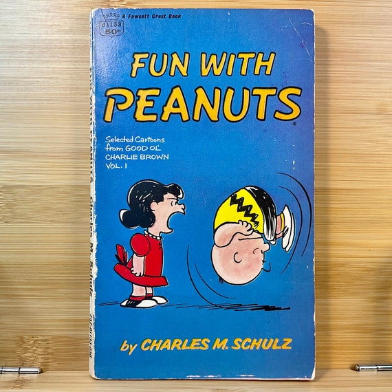 Vintage 1968 Peanuts ‘Fun With Peanuts’ by Charles M. Schulz / Paperback / Charlie Brown Snoopy / Comic Strip / Collectable / Fawcett Crest