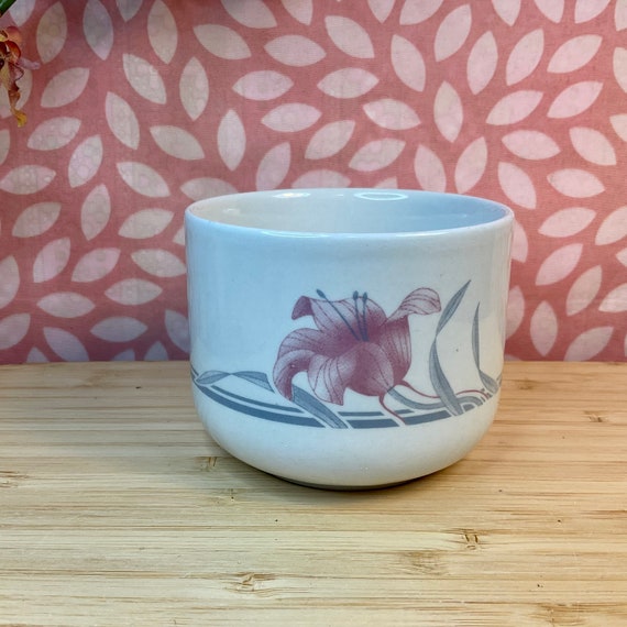 Vintage 1980s Coloroll Pink & Grey Lily Pattern Sugar Bowl / Pen Pot / Retro Tableware / 80s Home Decor Accessory / Pastel Floral / Everyday