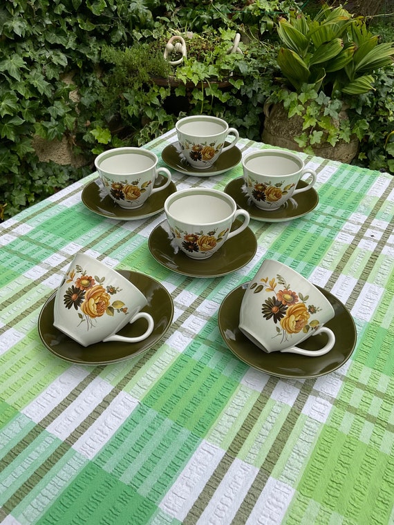 Ridgway White Mist ‘Topaz’ Cup and Saucer Sets. 1970s Vintage.
