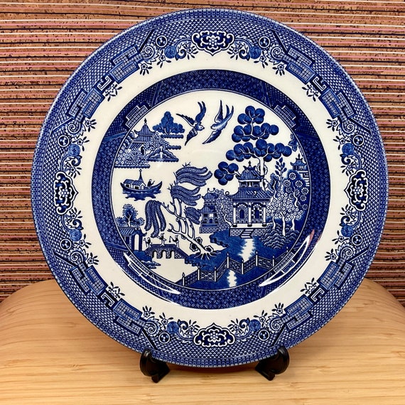 Churchill Willow Pattern 24 cm Small Dinner Plate / Traditional Blue & White / Crockery China / Retro Tableware / Home Decor / 1990s Vintage