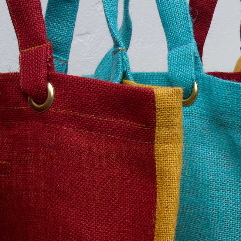 Two-coloured shopping bag