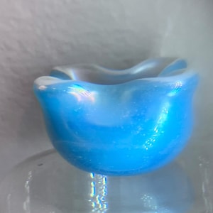Vintage Hand-Blown Art Glass Aqua Blue Pearlized Salt Cellar Pinched Sides