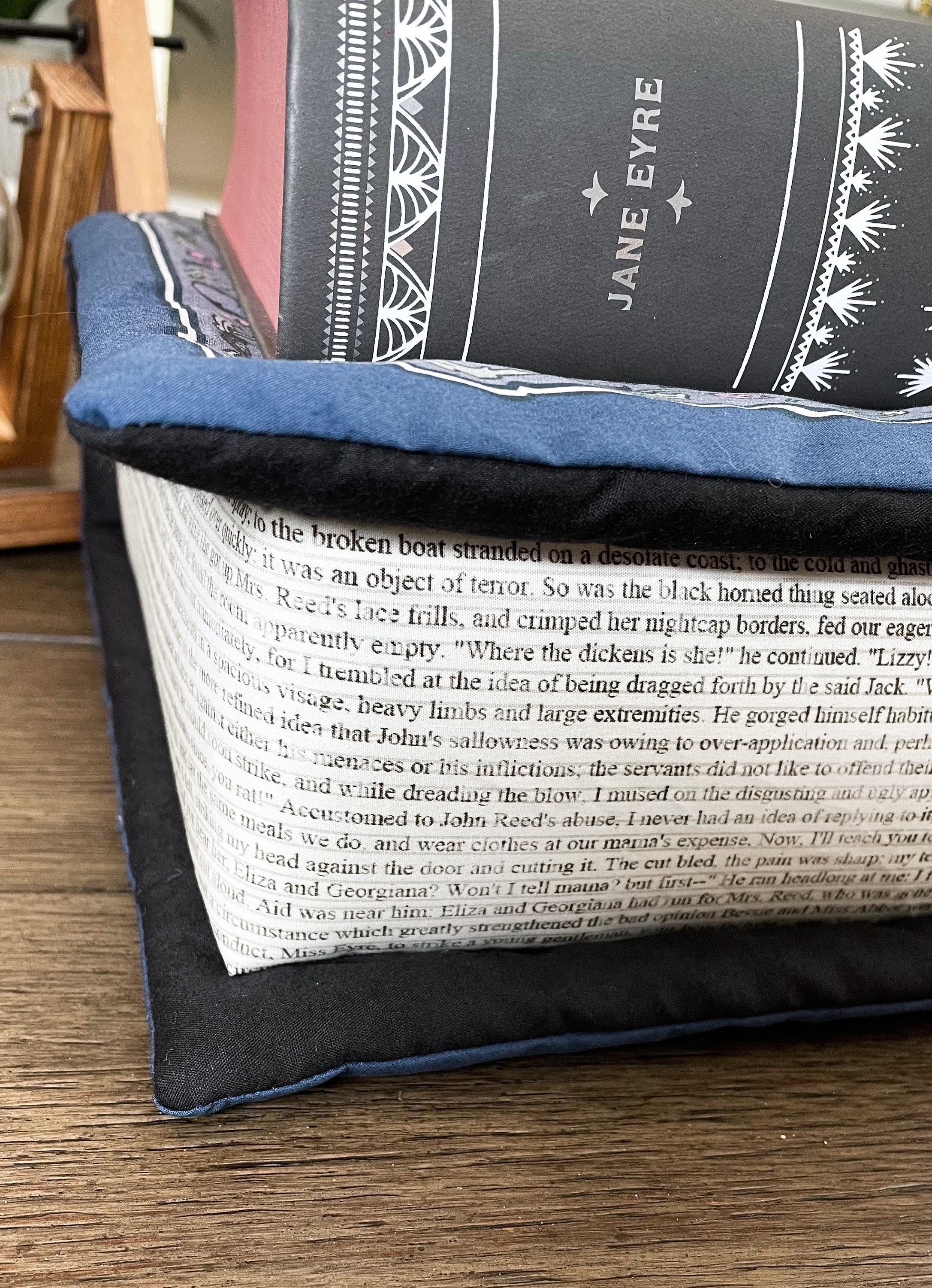 Jane Eyre Pillow Book