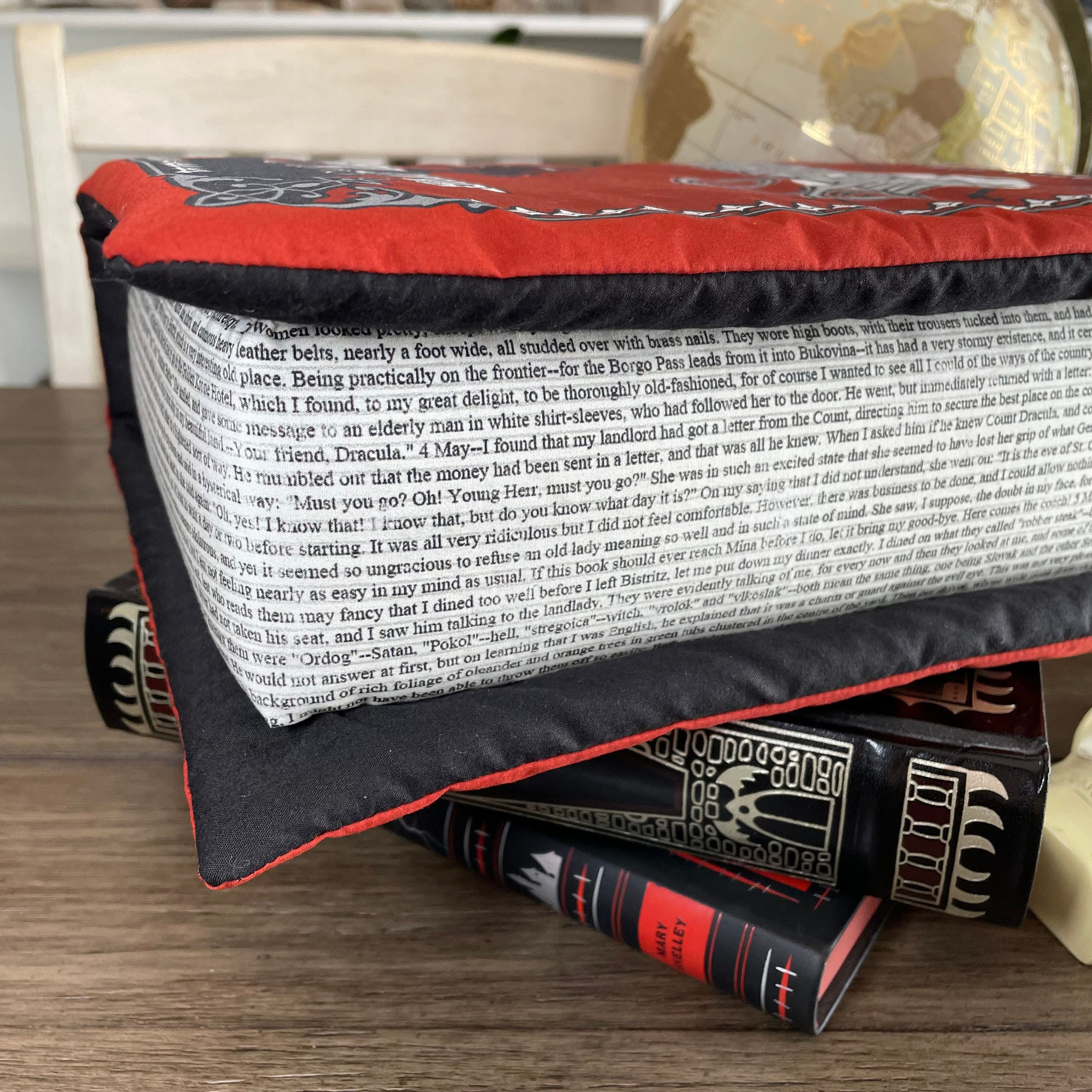 Dracula Pillow Book