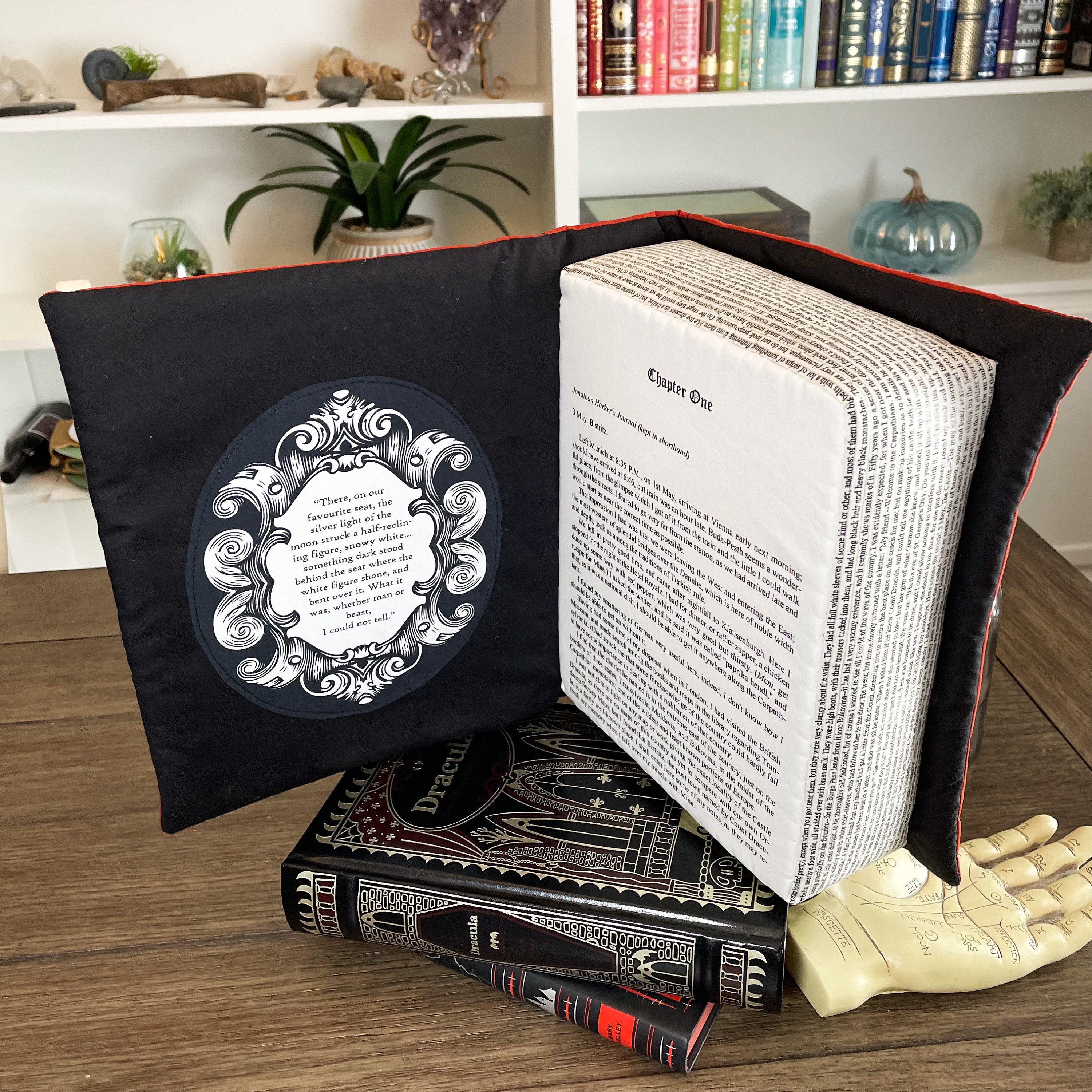 Dracula Pillow Book