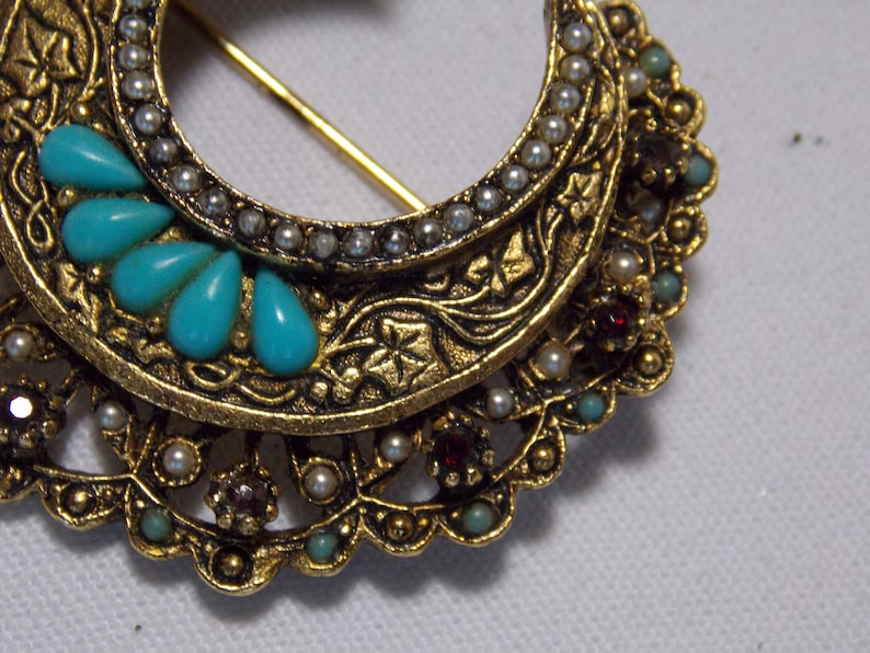 Seed Pearls and Red Rhinestones VG ART Vintage Filigree Pin and Earring Set with Turquoise