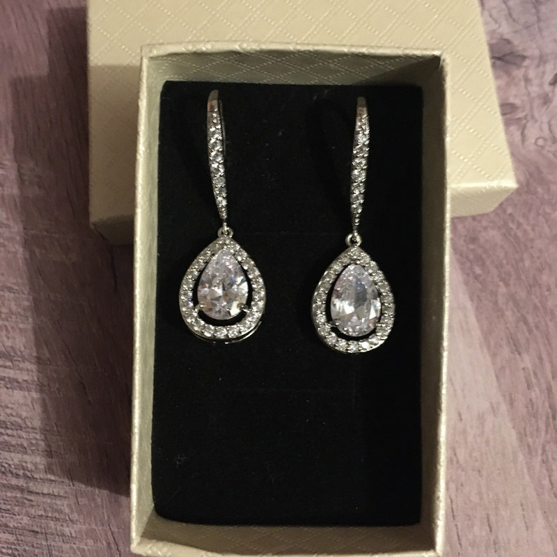 Crystal drop earrings