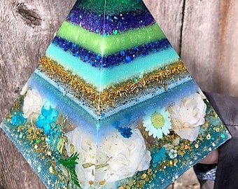Large Resin Pyramid Lamp in Shades of Green & Blue, Holographic Glitter and Dried Flowers.