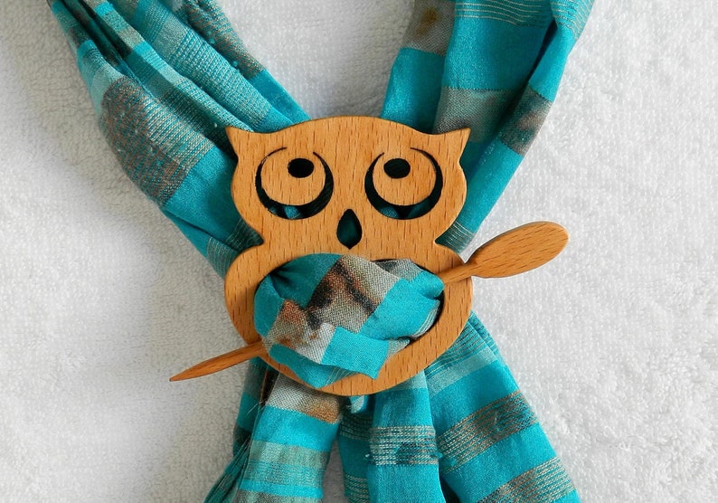 Solid wood owl Shawl Pin ,scarf,sweater image 3