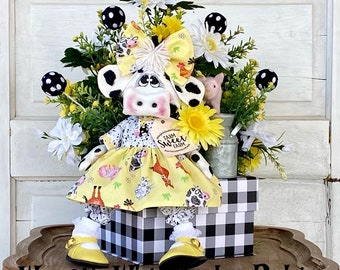 Summer Floral Arrangement with Cow Doll, Farm Animal Table Top Decor, Nursery Decor, Farmhouse Decor, Kid's Room, Cow Decor