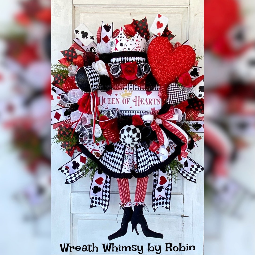 Queen of Hearts Wreath, Valentines Day Wreath, Alice in Wonderland