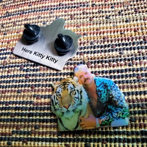 10 Pack of Exotic Tiger Here Kitty Kitty Lapel Hat Pin Lot