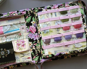 Bolsa para proyectos de punto de cruz: Q-Snap de 8 y 11 pulgadas, organizador de hilos, bolsillos para bobinas y almacenamiento de bordados.