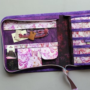 Cross Stitch Project Bag Needlework Organizer WIP Retreat Needle Holder 40 Bobbins Pockets